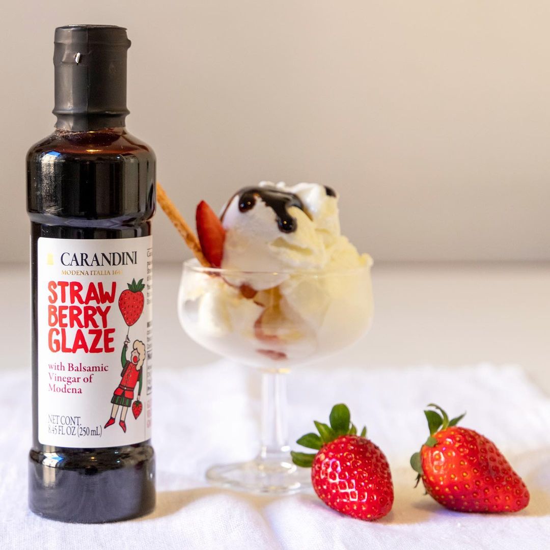 Strawberry Glaze with Balsamic Vinegar of Modena