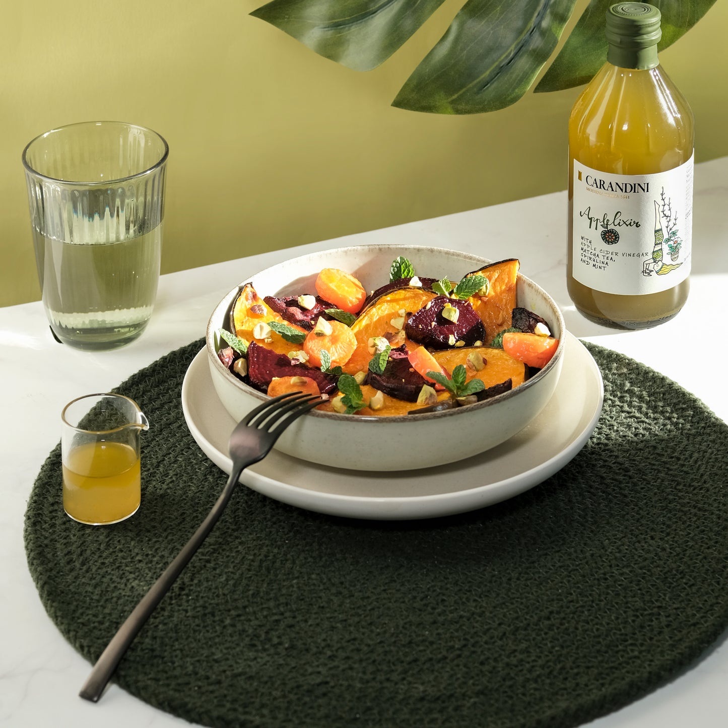 Applelixir con Aceto di Mele, Te Matcha, Spirulina e Menta